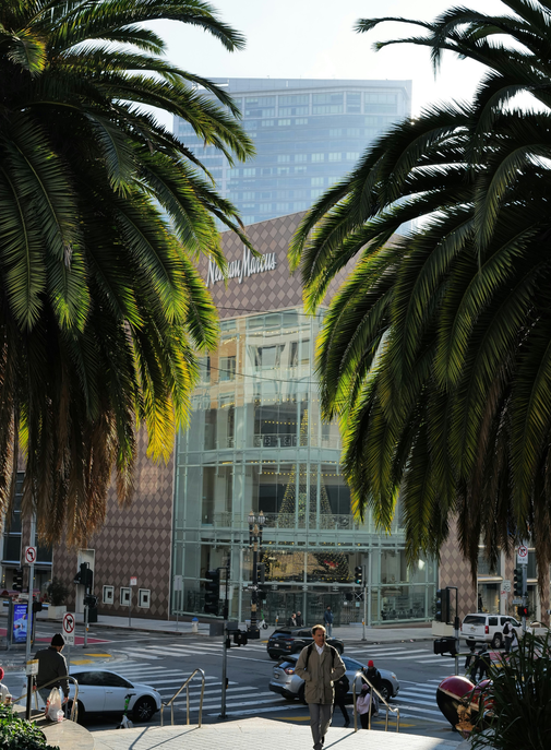 Le propriétaire de grands magasins de luxe Saks Global se déclare en faillite