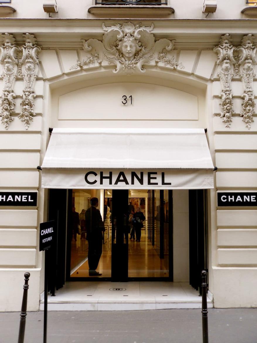 Chanel réouvre sa boutique avenue Montaigne