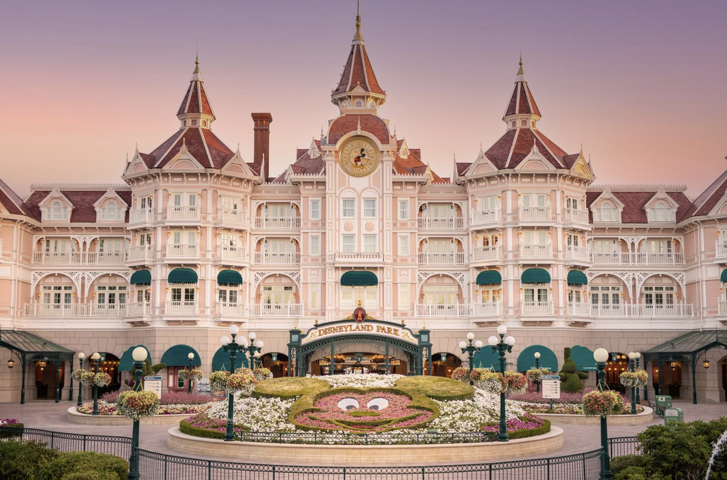 disneyland paris hotel de luxe