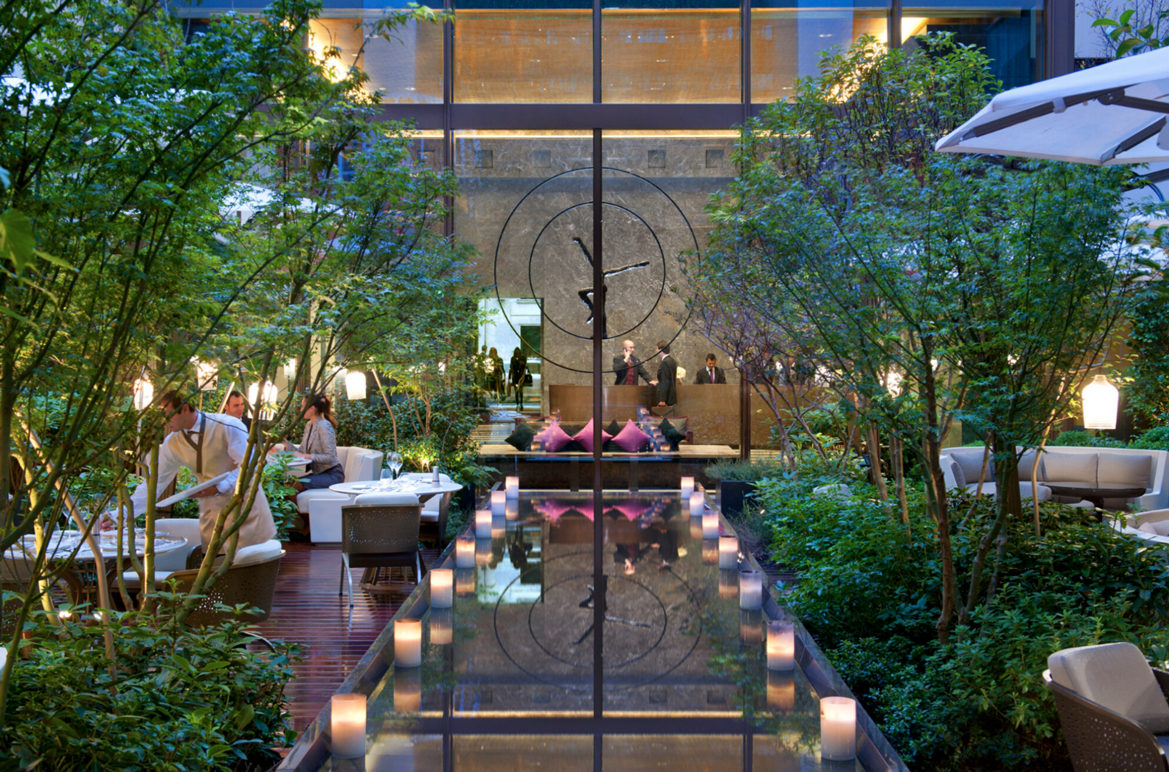 jardin du palace du mandarin oriental, rue saint honoré à paris