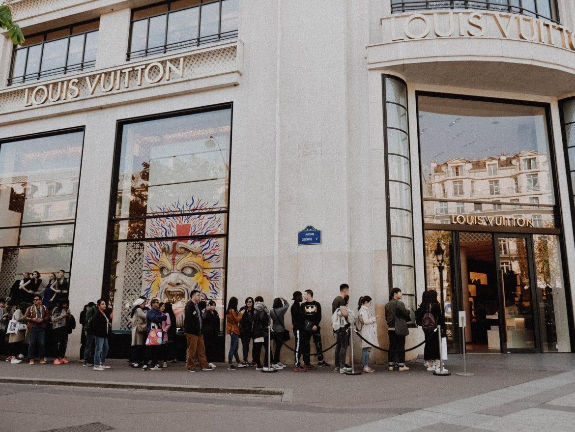 Paris Fashion Week : Louis Vuitton, marque la plus recherchée sur