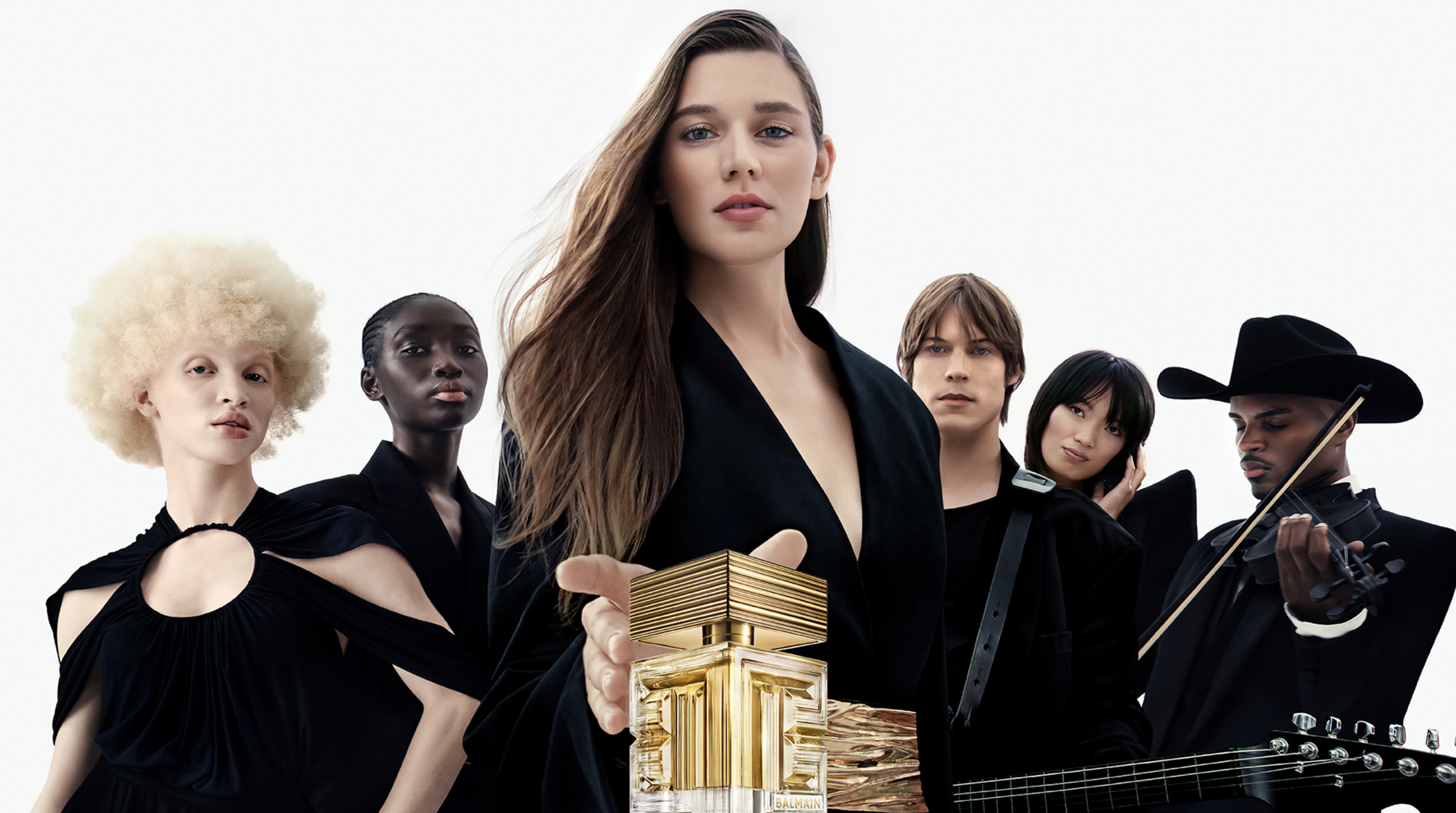 parfum destin de balmain beauty : fraise, pivoine et santal crémeux