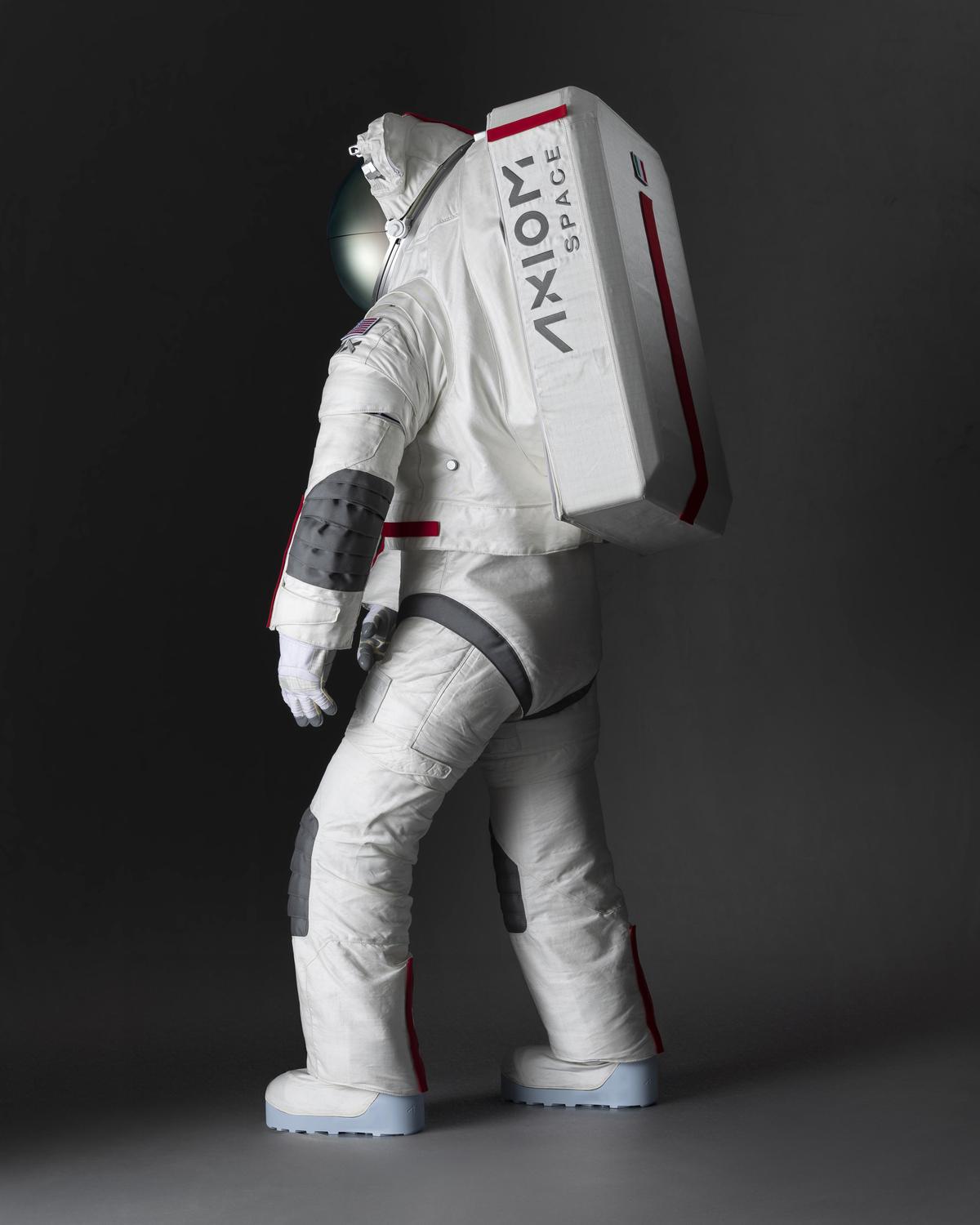 prada axiom space combinaison spatiale