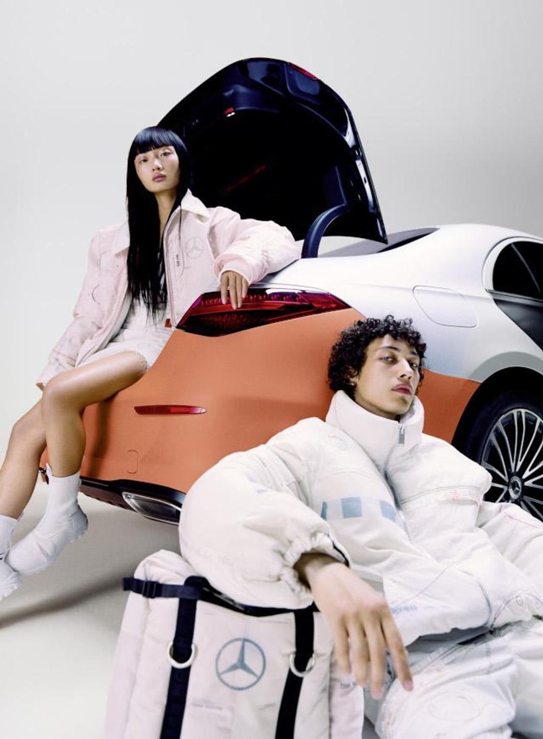 Mercedes-Benz et Heron Preston lancent une collection de vêtements upcyclés à partir d'airbags.