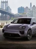 La Porsche Macan électrique est la voiture officielle du Met Gala 2024.