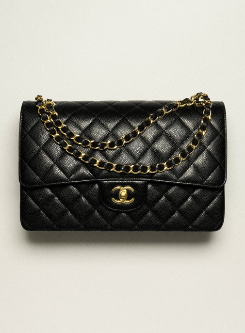 Le sac Classique de Chanel passe la barre des 10.000 euros à Paris.