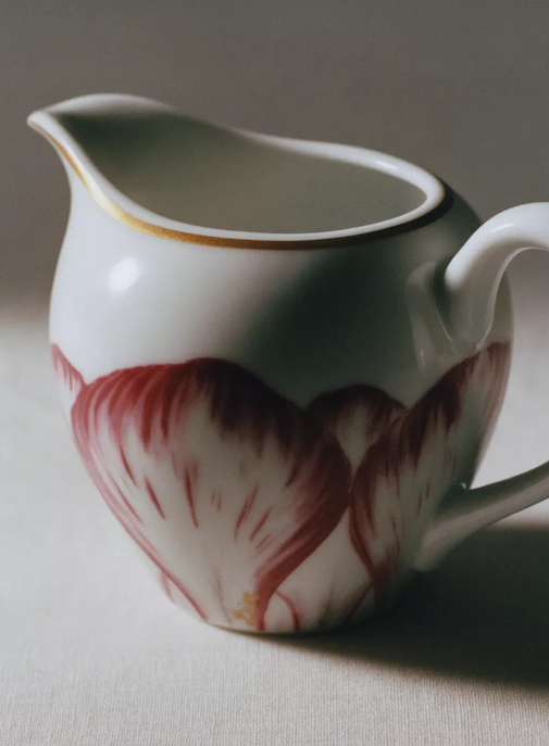 Dior, Haviland, Hermès : les collections de vaisselle qui font fleurir les tables d’été