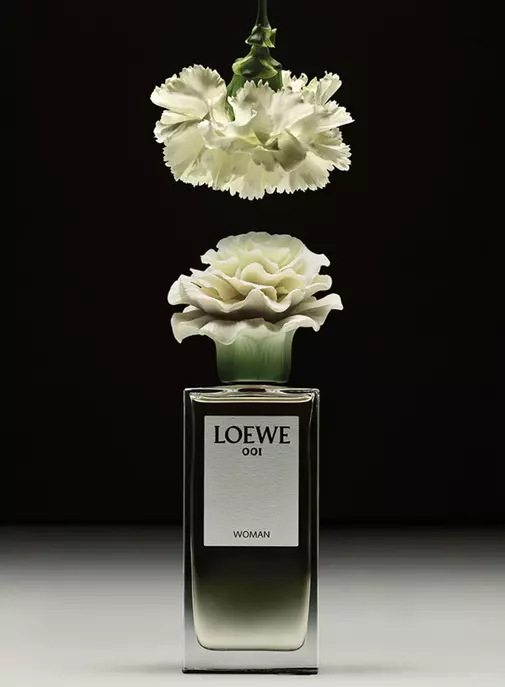 Loewe met la porcelaine au parfum