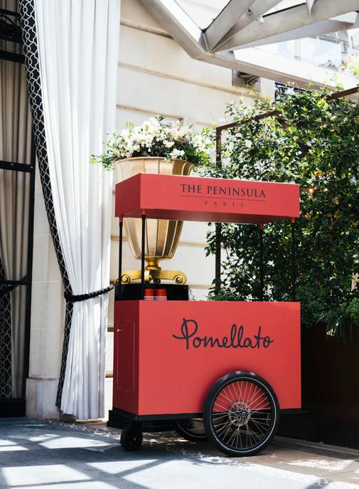 Au Peninsula Paris, Pomellato décline sa ligne Nudo en glaces de luxe