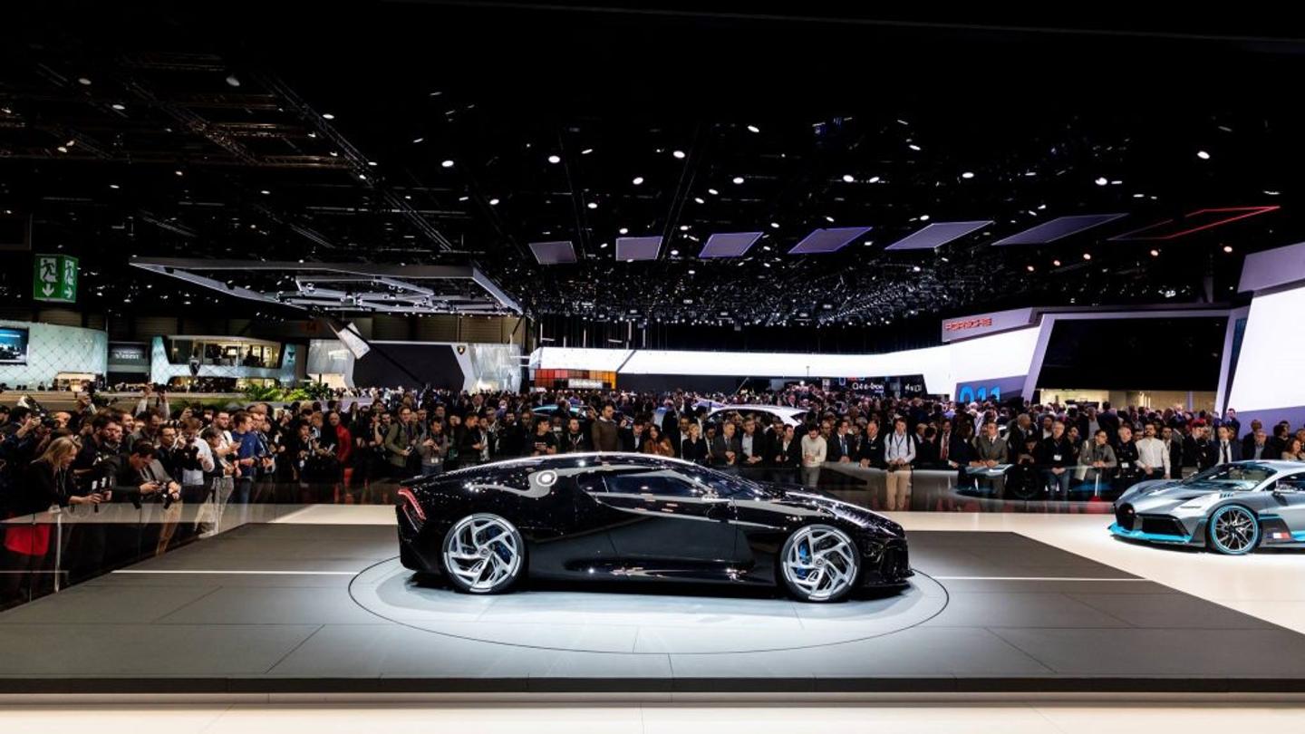 La voiture noire de Bugatti, voiture la plus chère au monde