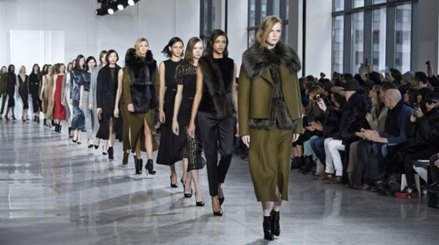 Le défilé Automne/hiver 2015 de Jason Wu, avec de la fourrure Saga Fur.