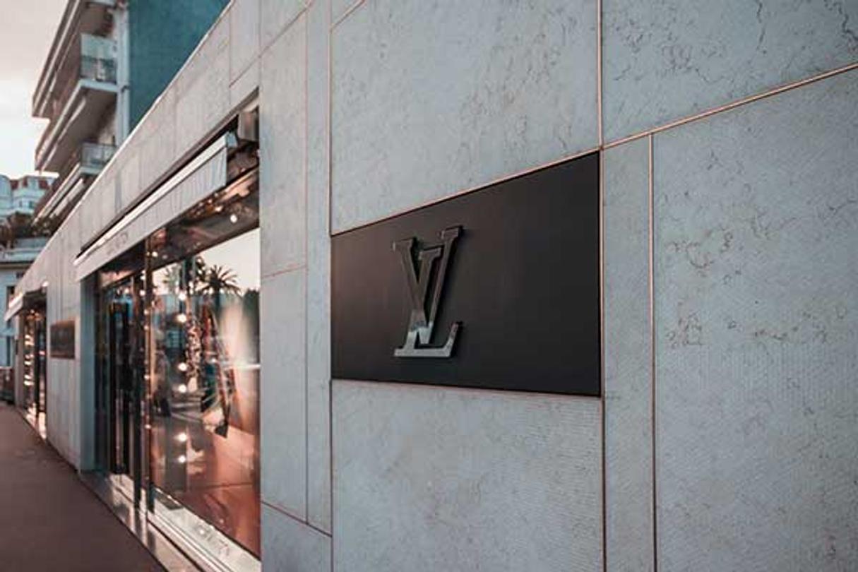 Louis Vuitton Shop