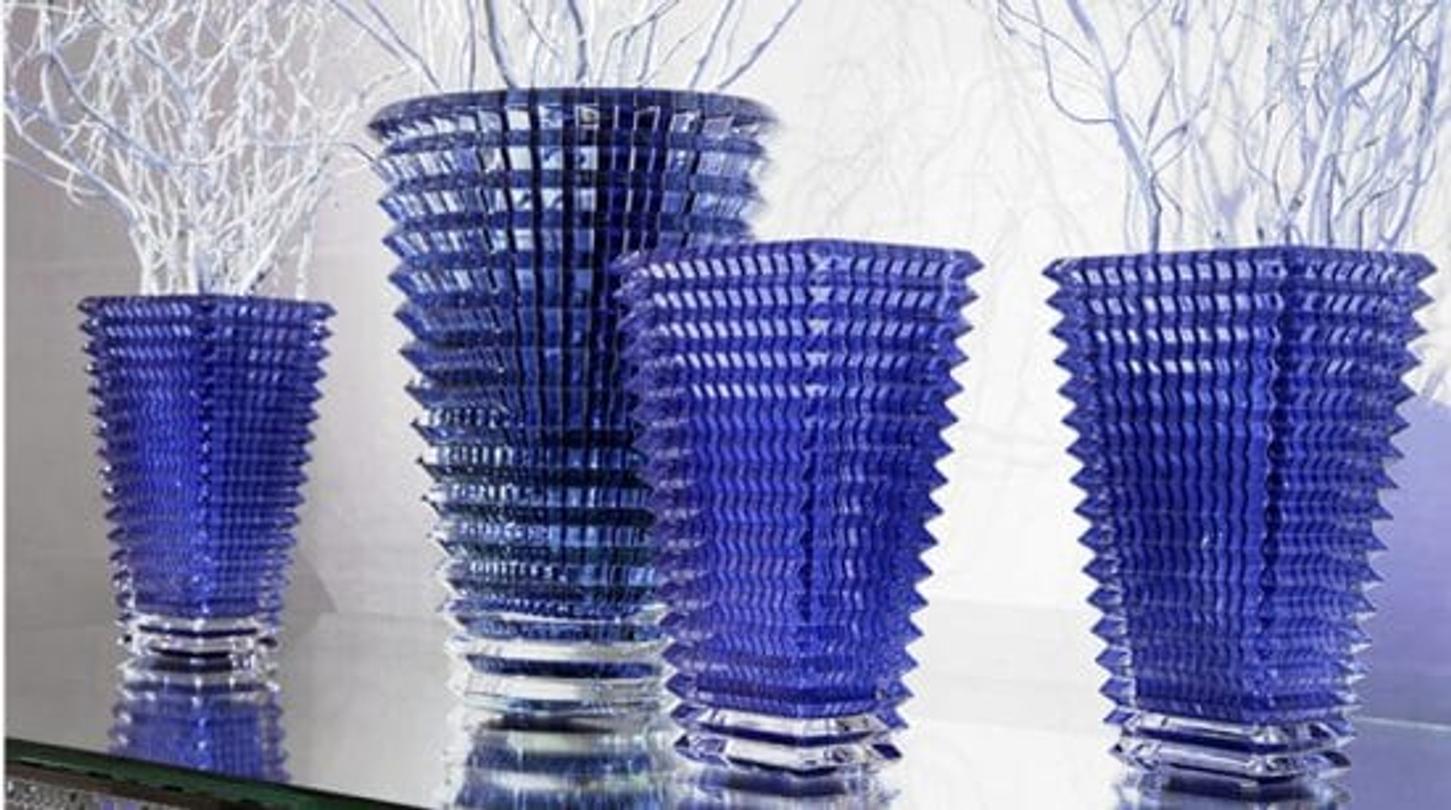 baccarat vase bleu