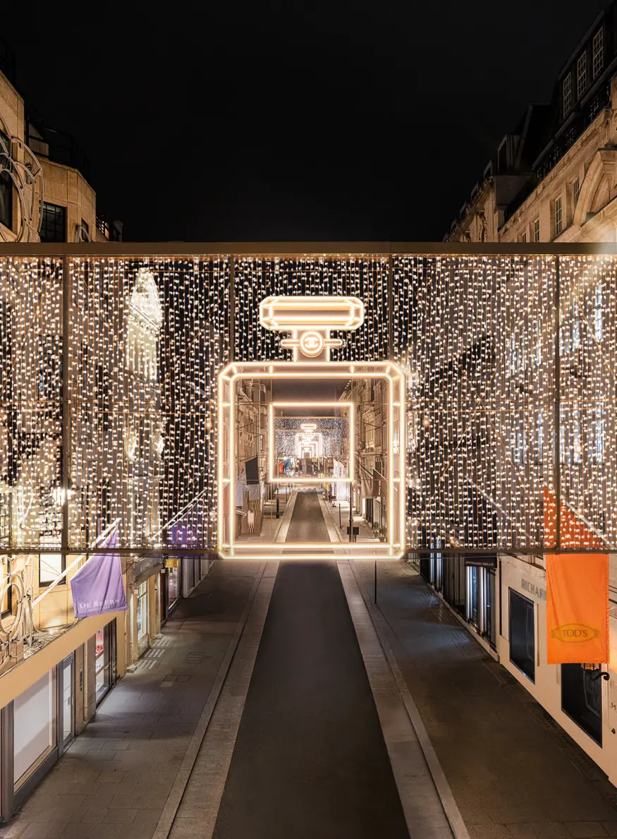 chanel londres installation lumineuses n°5