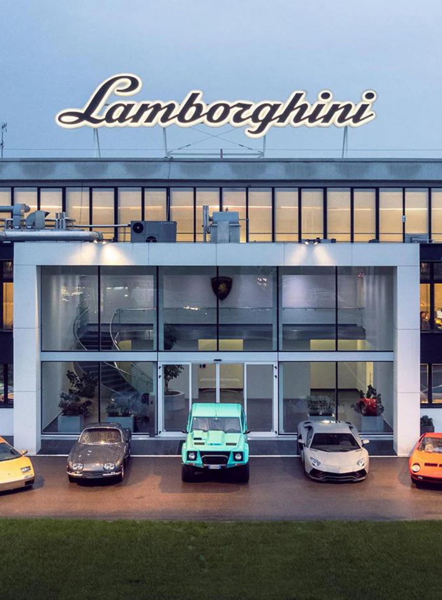 Lamborghini travail salarié