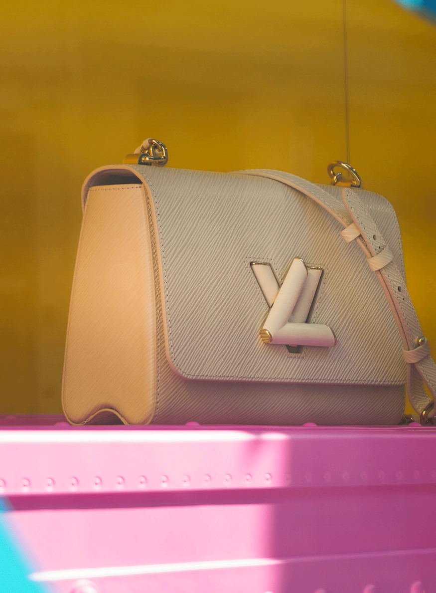 LVMH ouvrira cet été un quinzième atelier Louis Vuitton en France   Challenges