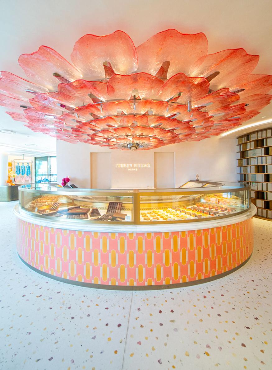 Pierre Hermé, obtient le titre La Liste de la meilleure patisserie du monde en 2026 à singapour